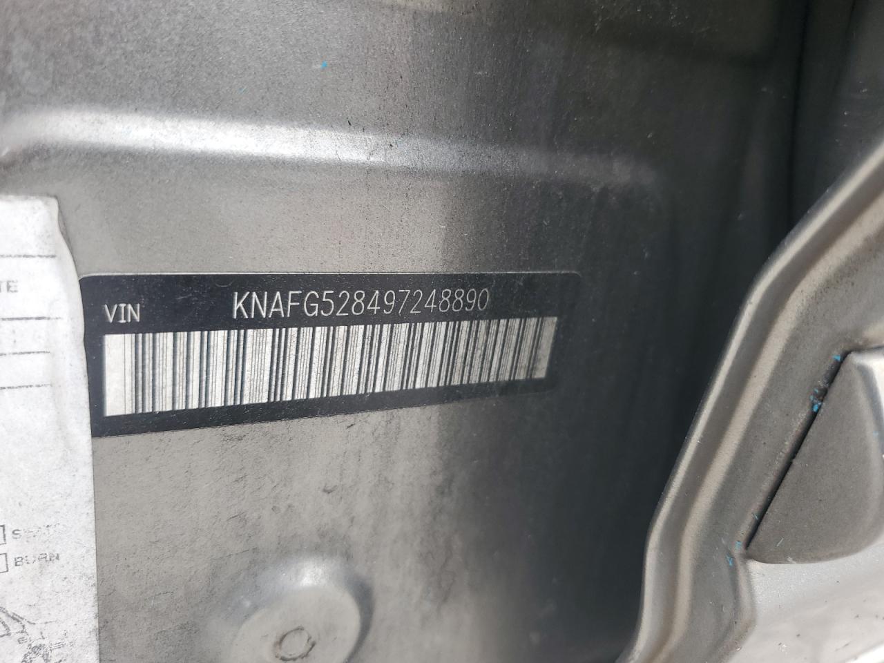 2009 KIA RONDO