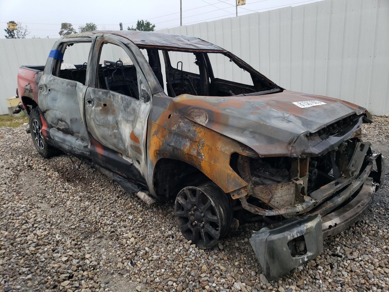 2016 TOYOTA TUNDRA