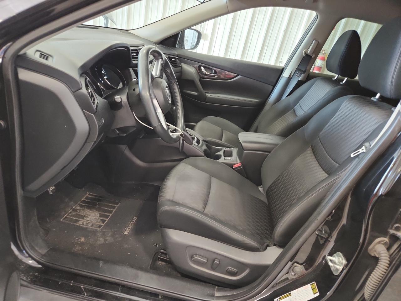 2018 NISSAN ROGUE