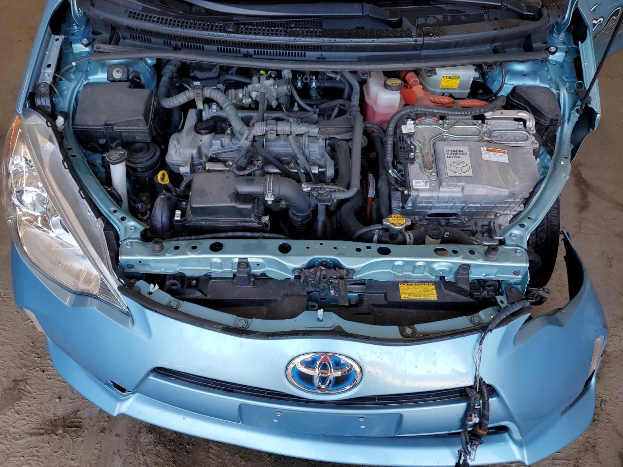 2013 TOYOTA Prius c