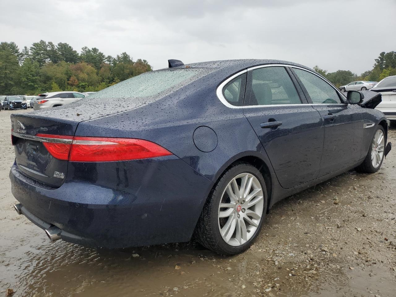 2016 JAGUAR XF
