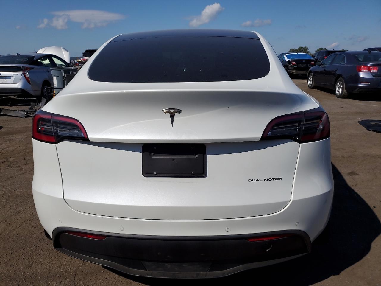 2022 TESLA MODEL Y