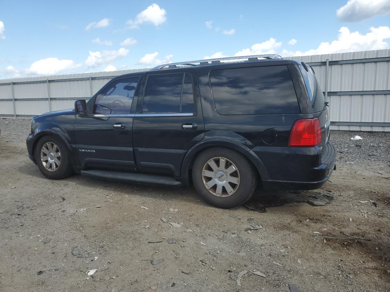 2004 LINCOLN Navigator
