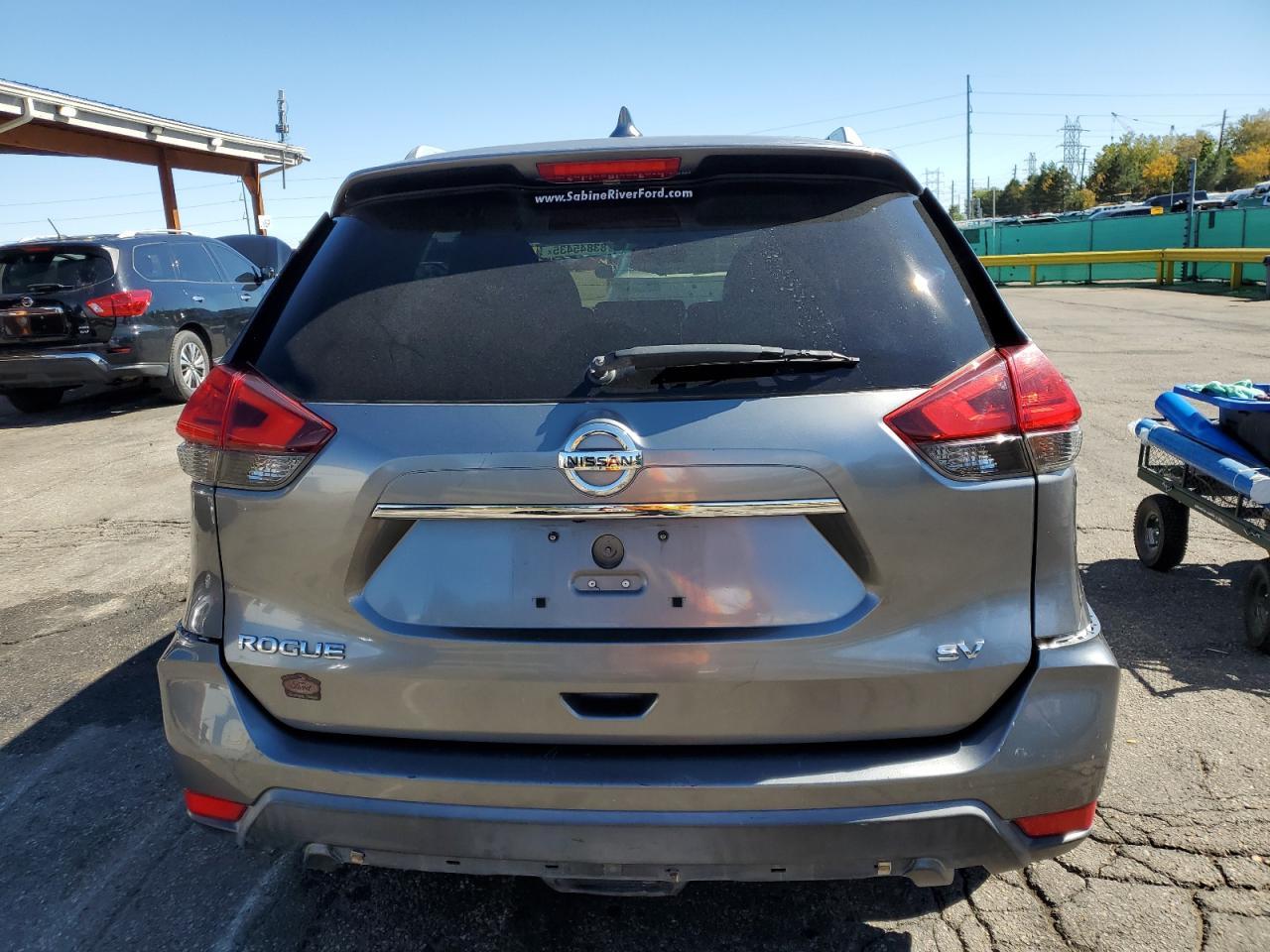 2017 NISSAN ROGUE