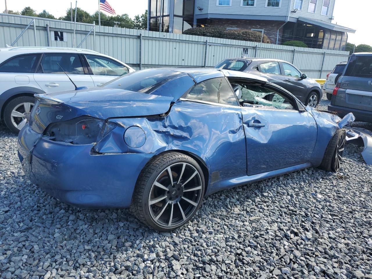 2010 INFINITI G37