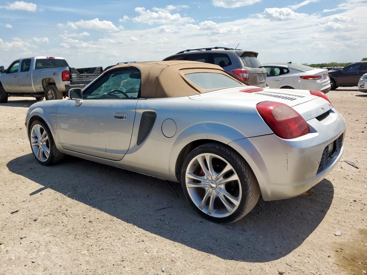 2002 TOYOTA Mr2
