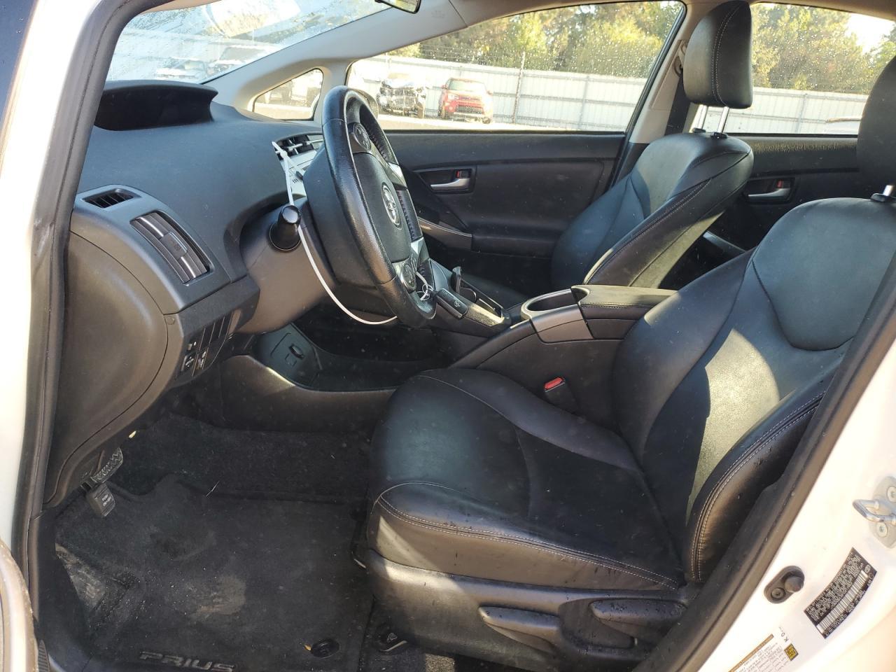 2015 TOYOTA PRIUS