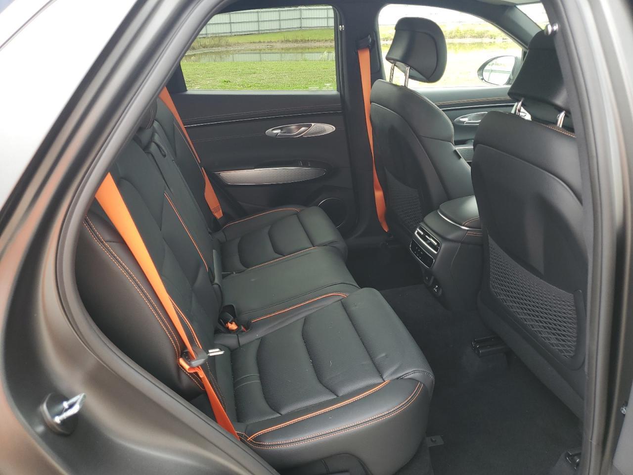 2026 GENESIS GV70