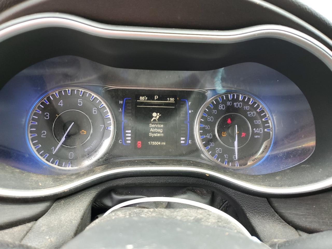 2016 CHRYSLER 200