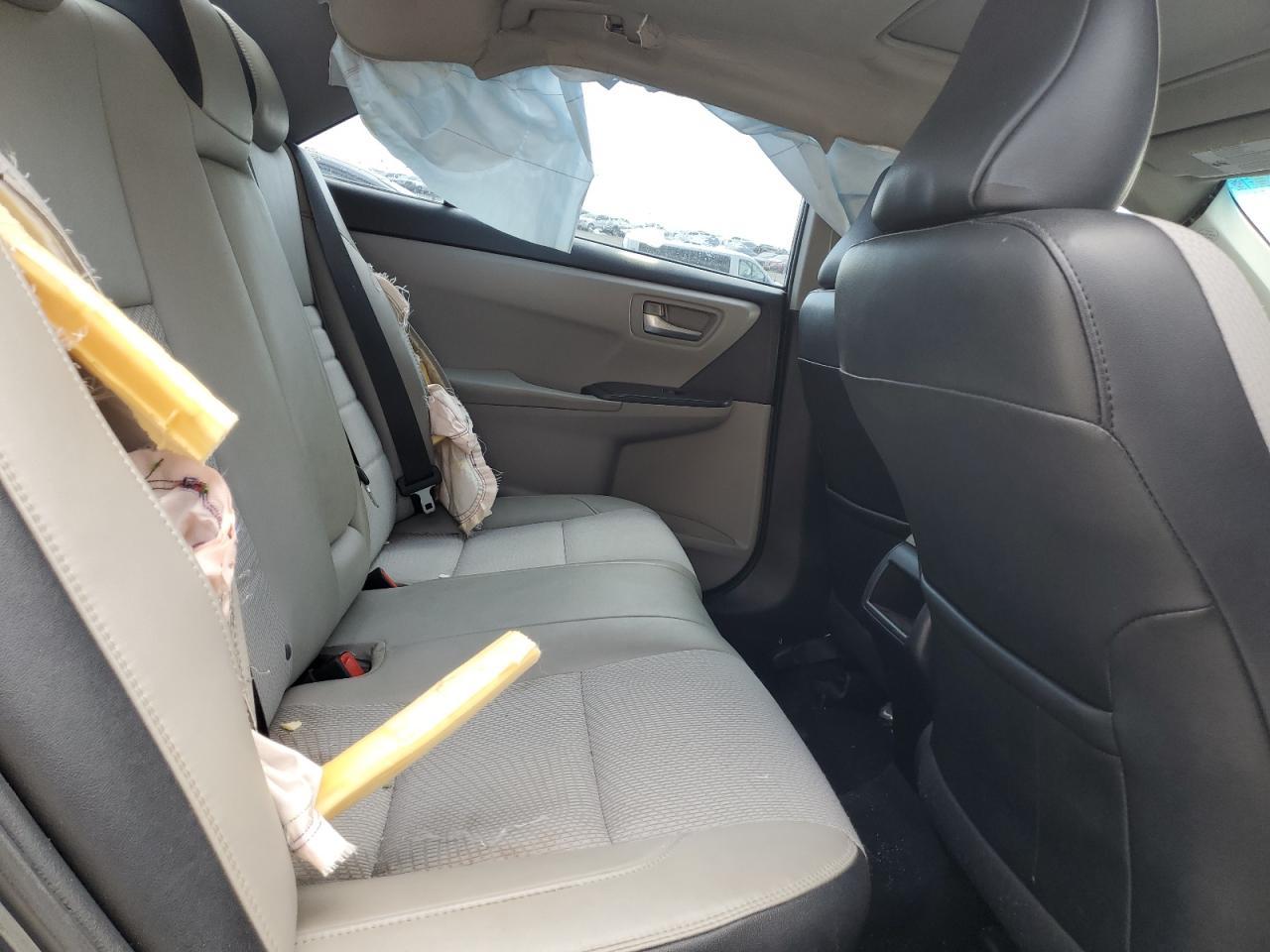 2016 TOYOTA CAMRY