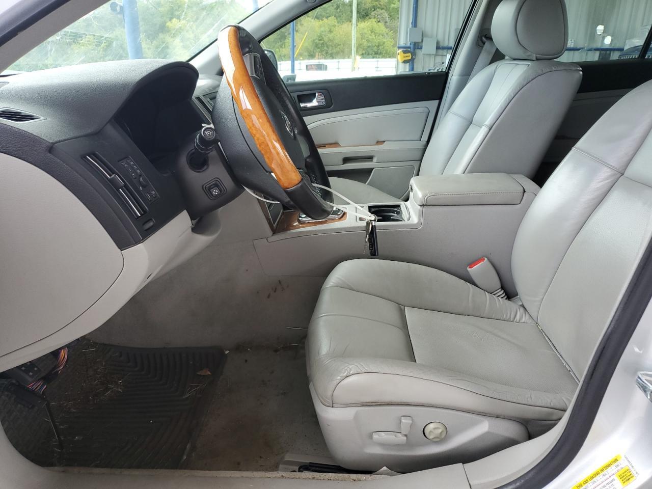 2011 CADILLAC STS