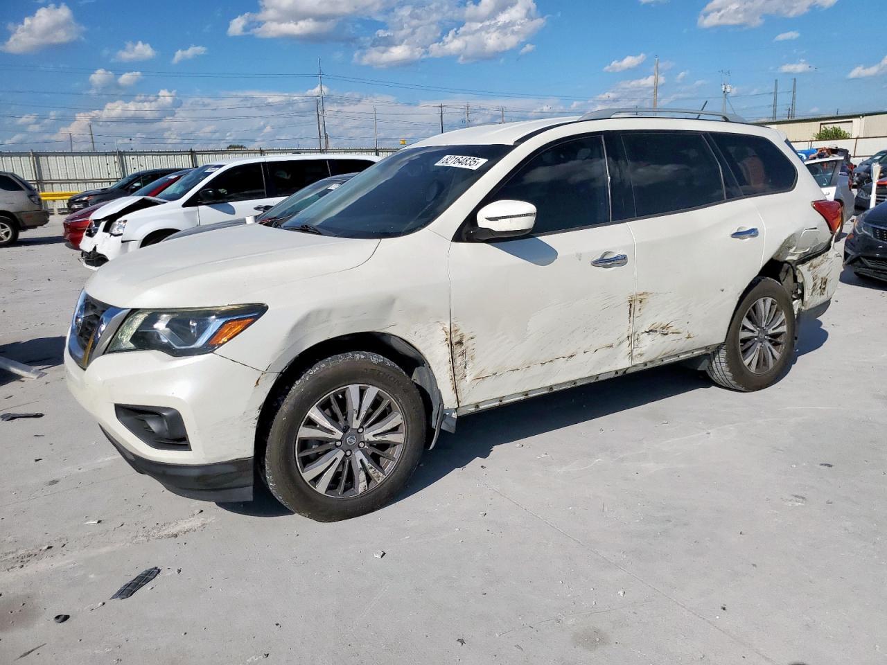2017 NISSAN PATHFINDER