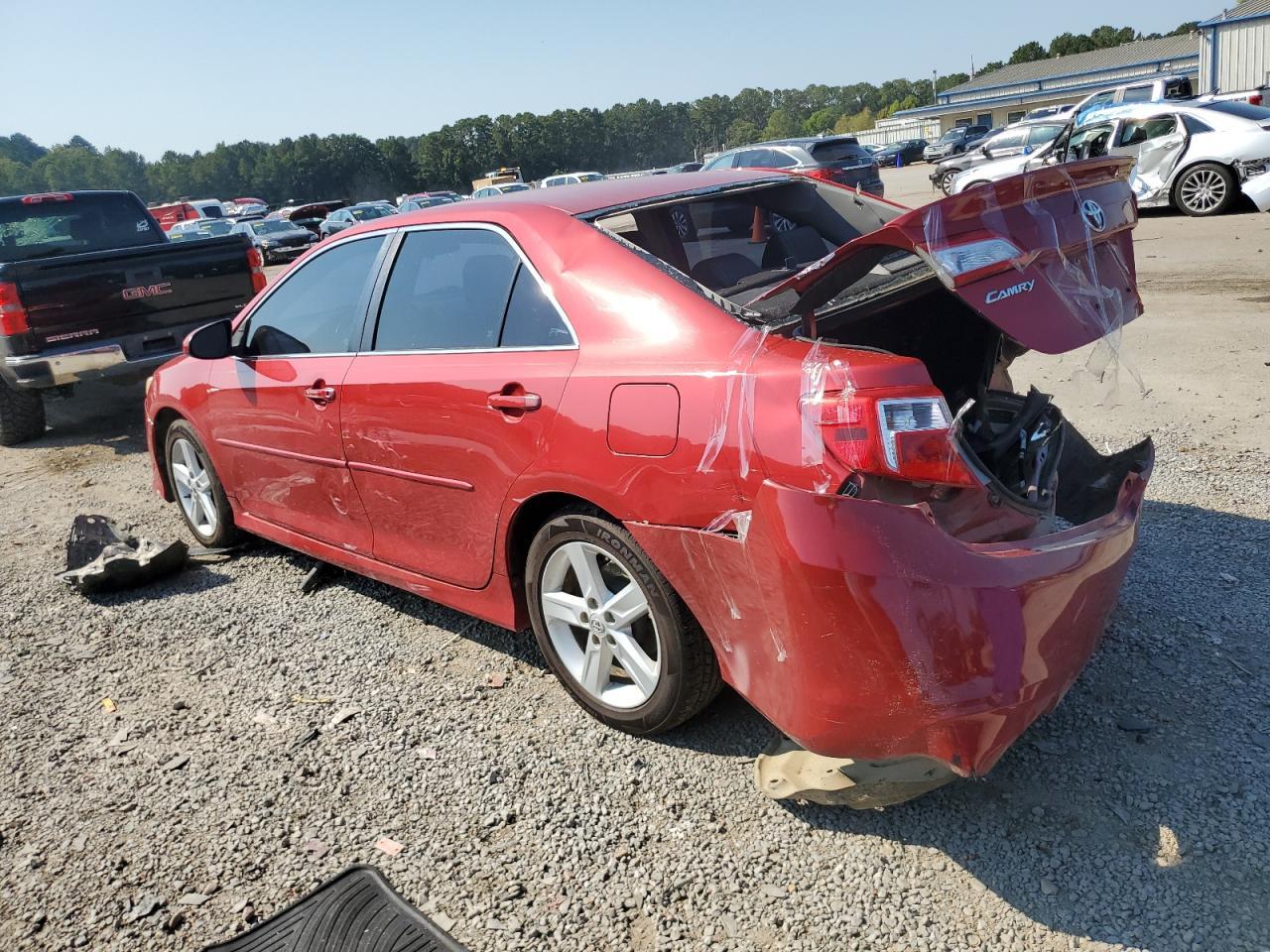 2013 TOYOTA CAMRY