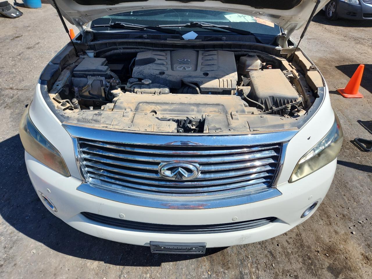 2014 INFINITI QX80