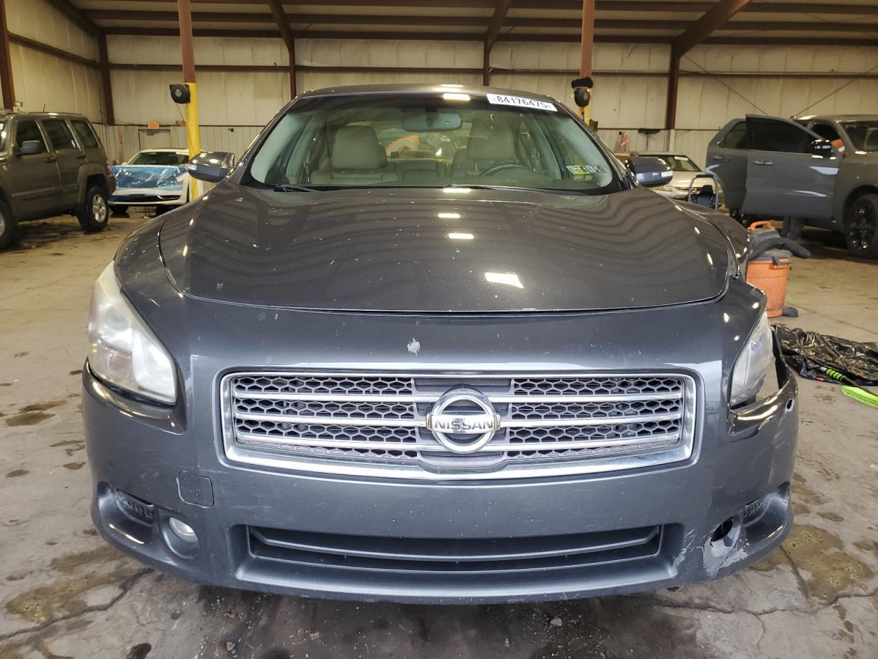 2010 NISSAN Maxima