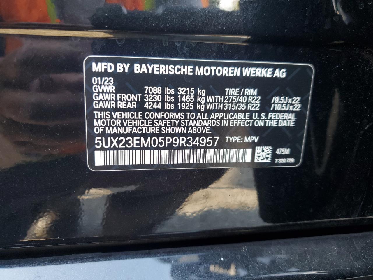 2023 BMW X7