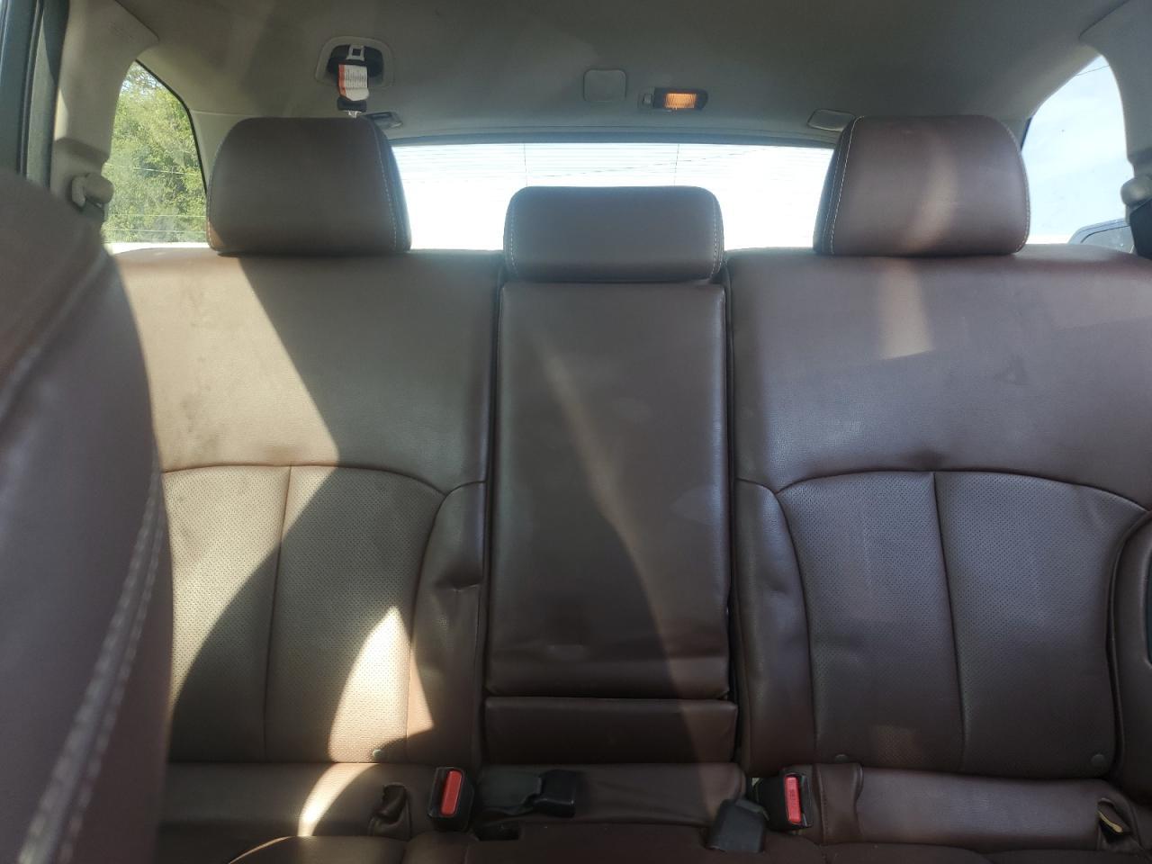 2014 SUBARU Outback