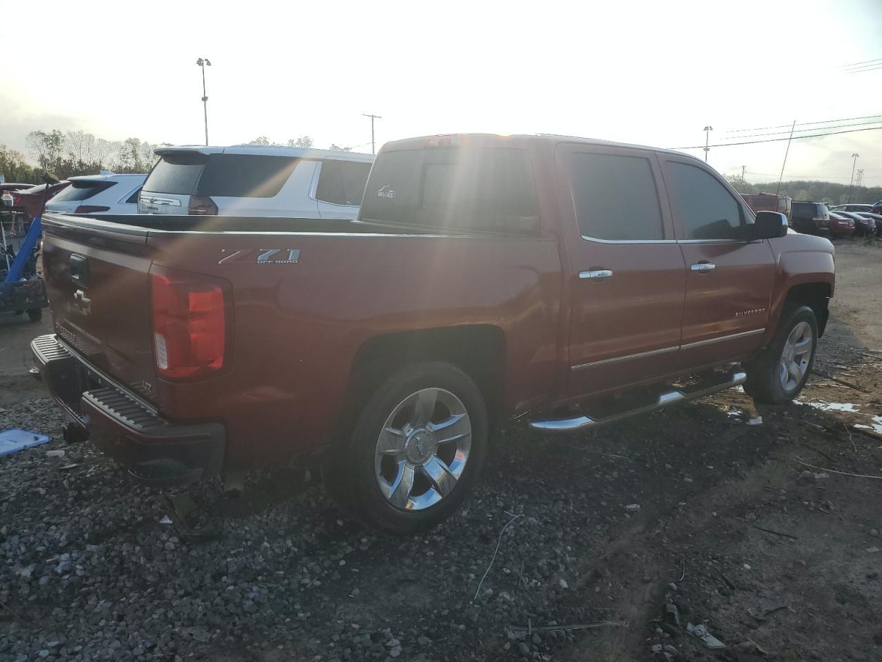 2018 CHEVROLET Silverado