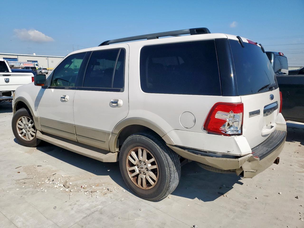 2010 FORD Expedition