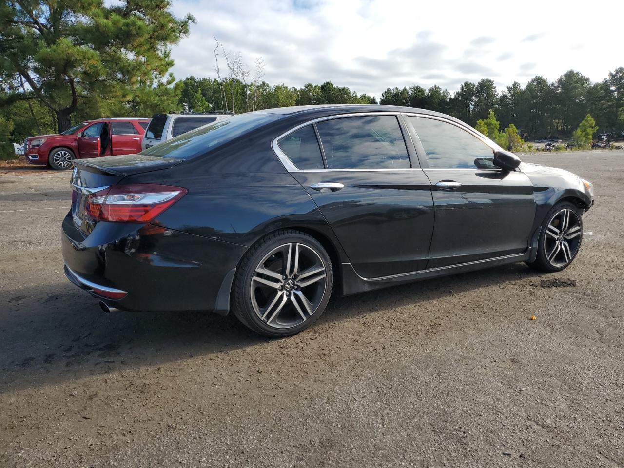 2016 HONDA ACCORD