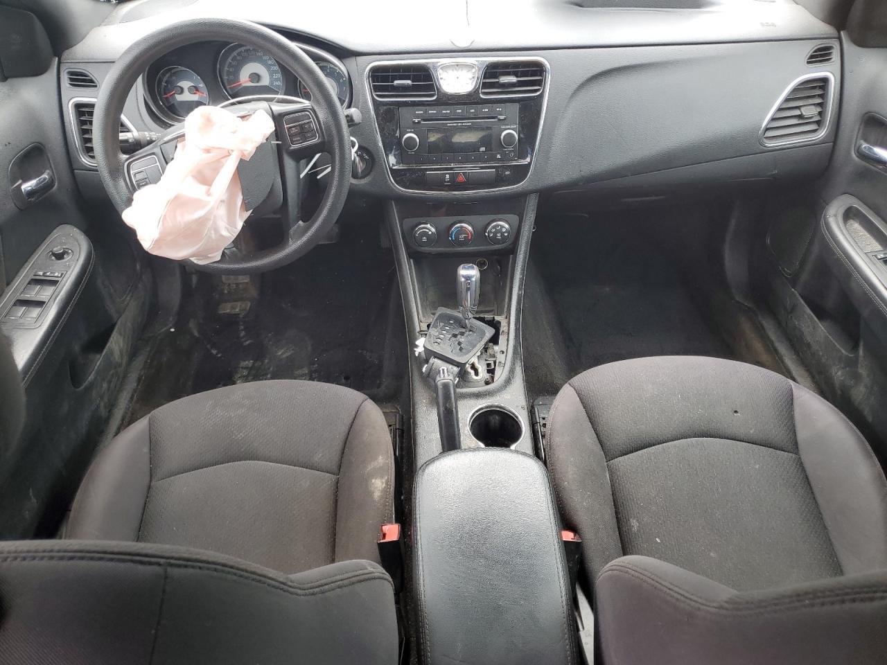 2013 CHRYSLER 200