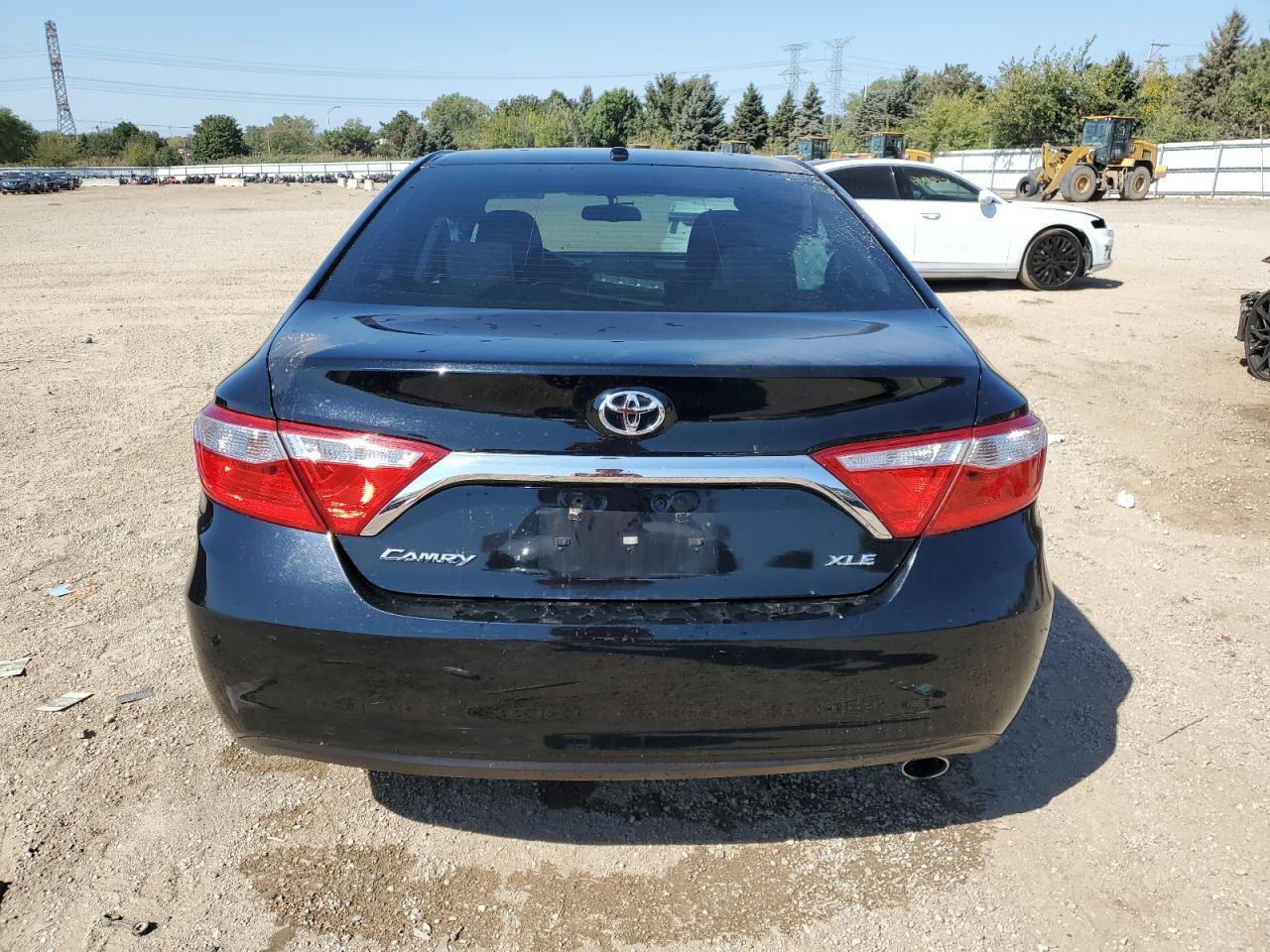 2016 TOYOTA CAMRY