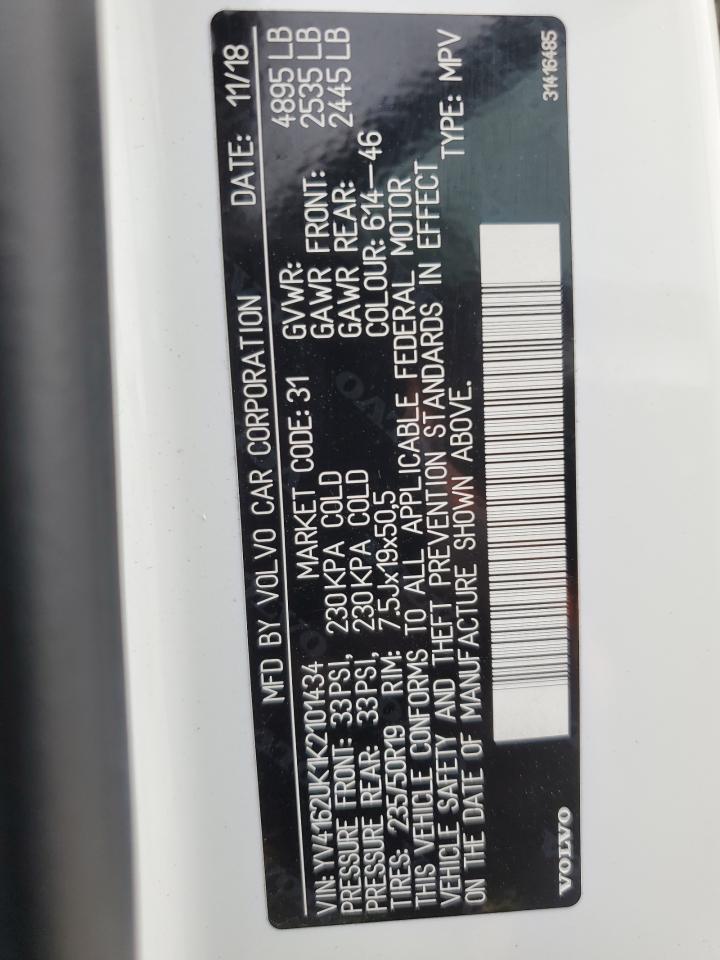 2019 VOLVO XC40