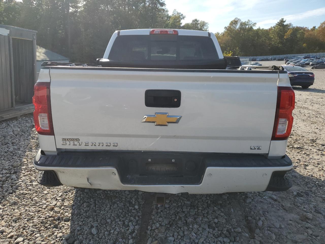 2018 CHEVROLET Silverado