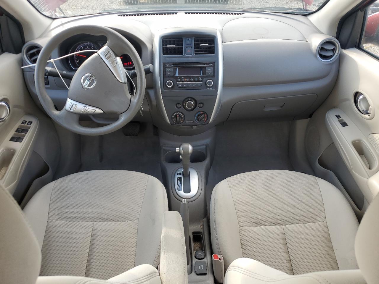 2015 NISSAN VERSA