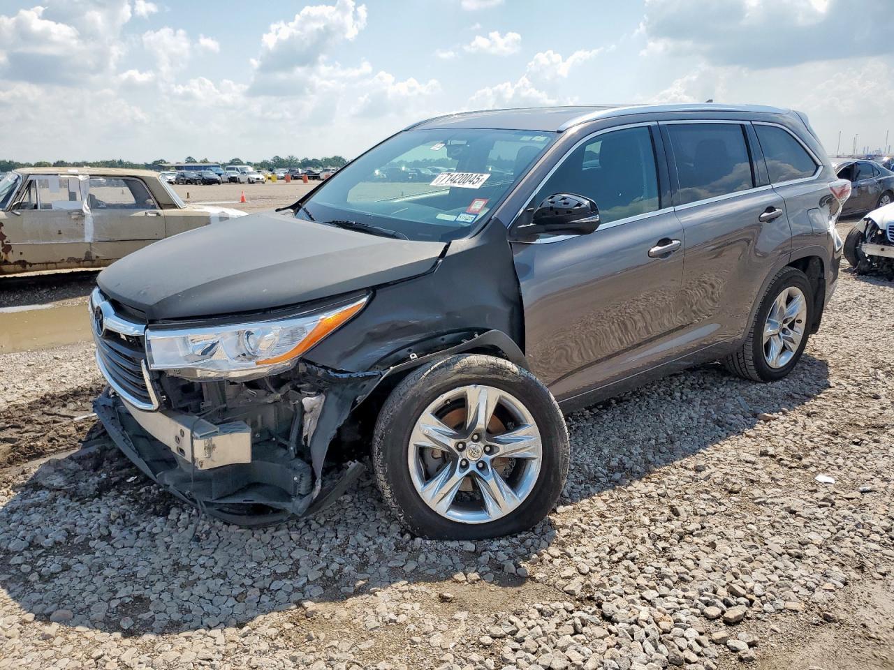 2015 TOYOTA HIGHLANDER