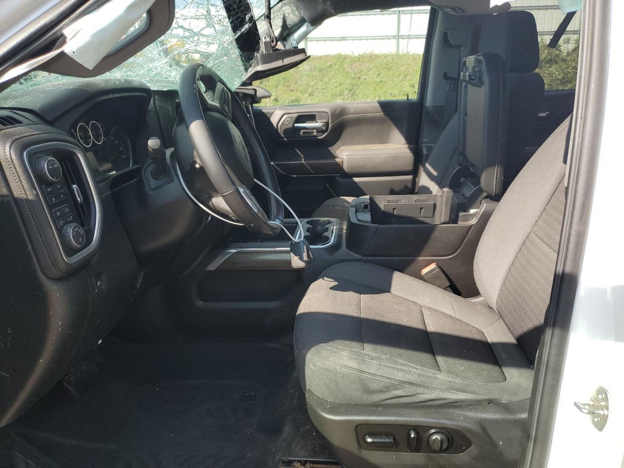 2021 CHEVROLET Silverado