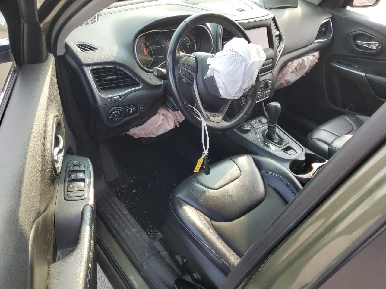 2019 JEEP CHEROKEE
