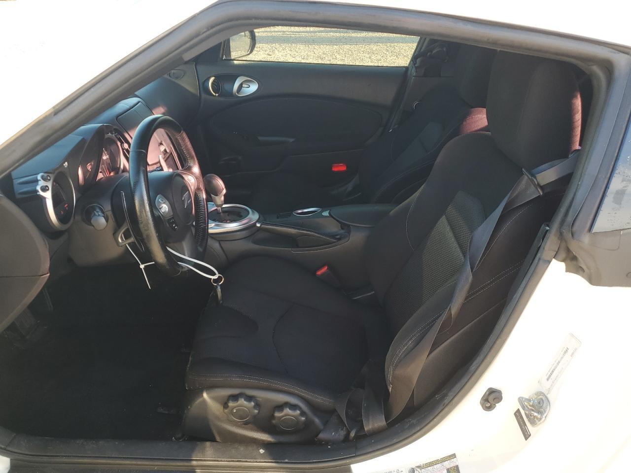2016 NISSAN 370Z