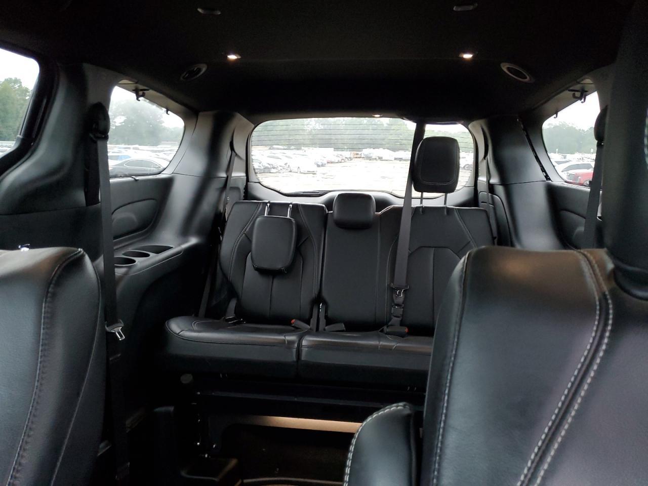 2022 CHRYSLER Pacifica