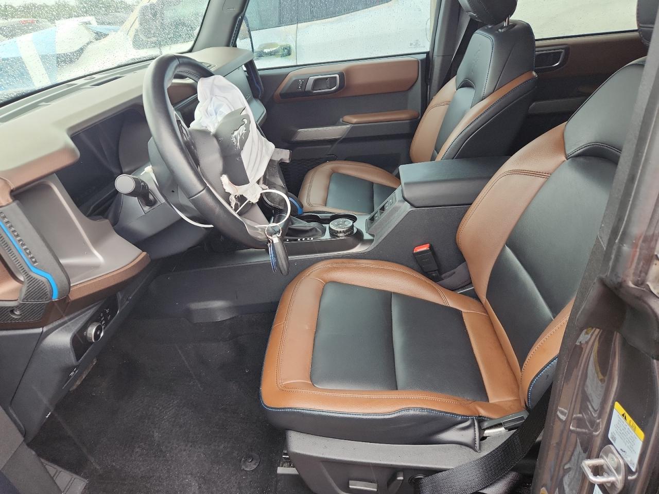 2023 FORD Bronco