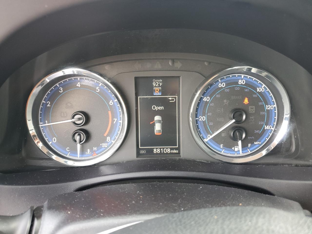 2019 TOYOTA COROLLA