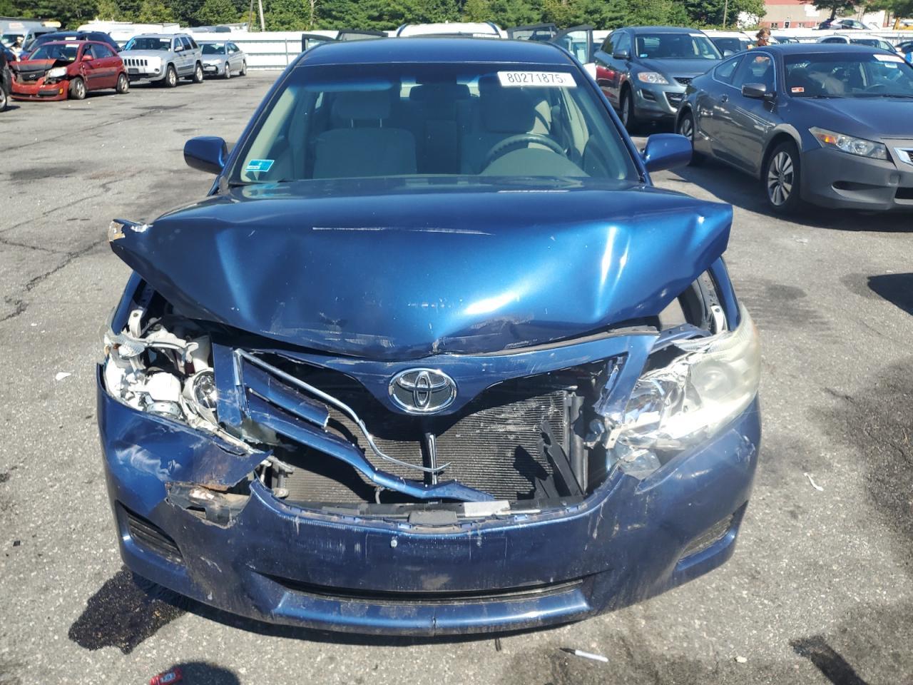 2011 TOYOTA CAMRY