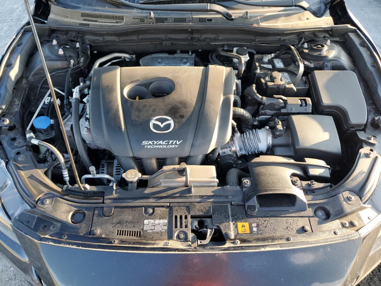 2018 MAZDA 3