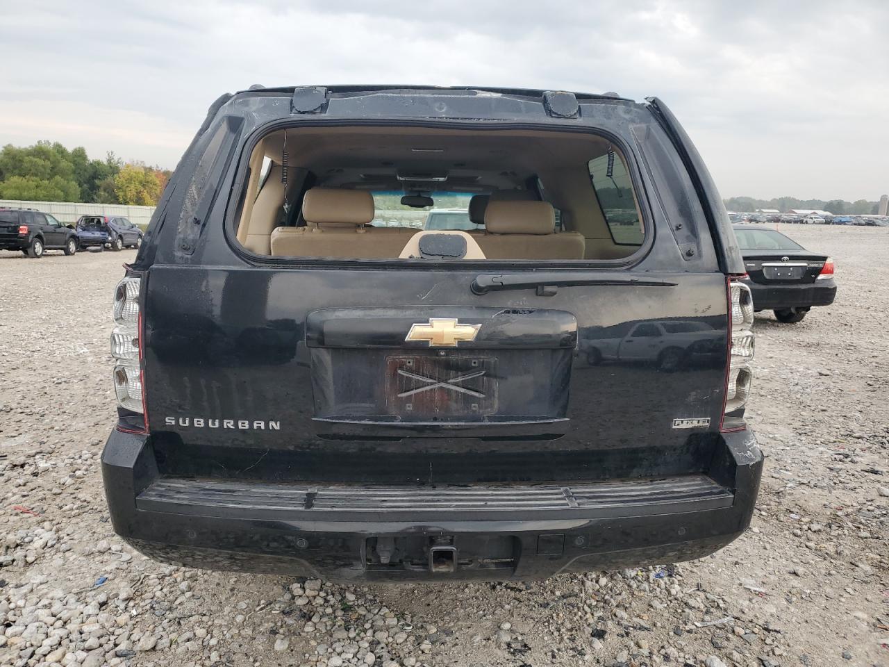 2011 CHEVROLET Suburban