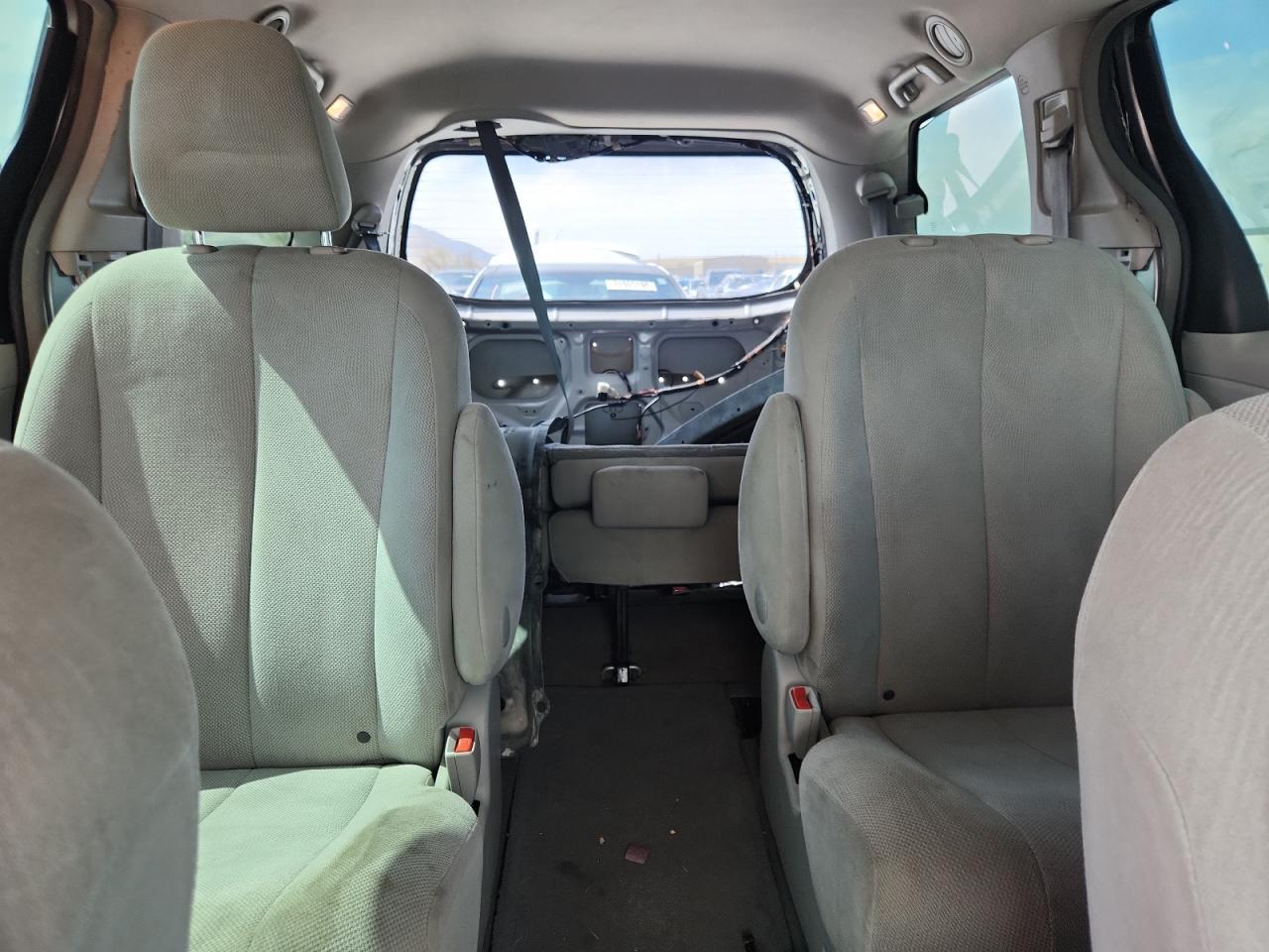 2014 TOYOTA SIENNA