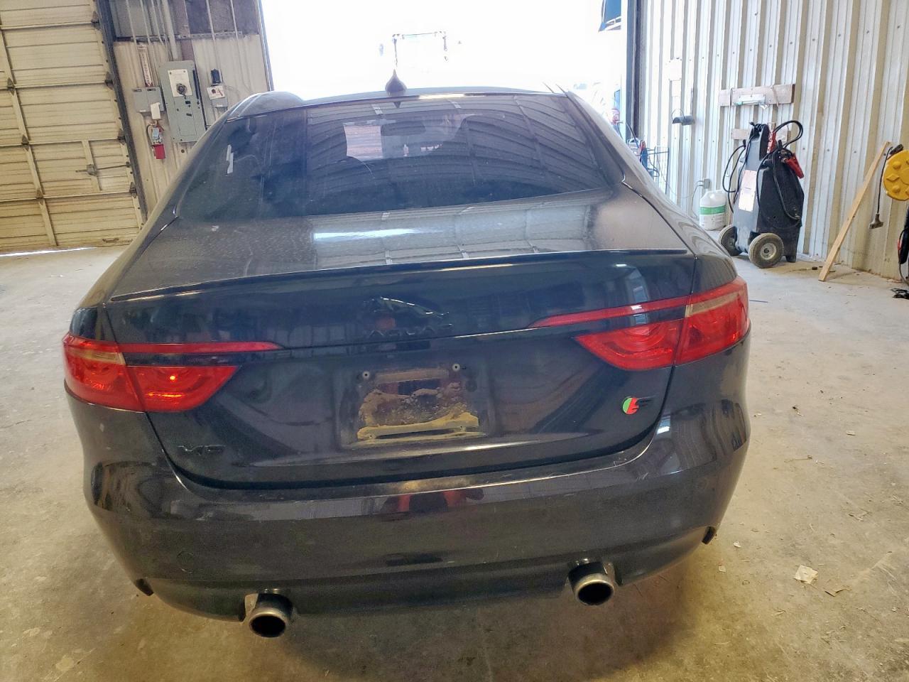 2016 JAGUAR XF