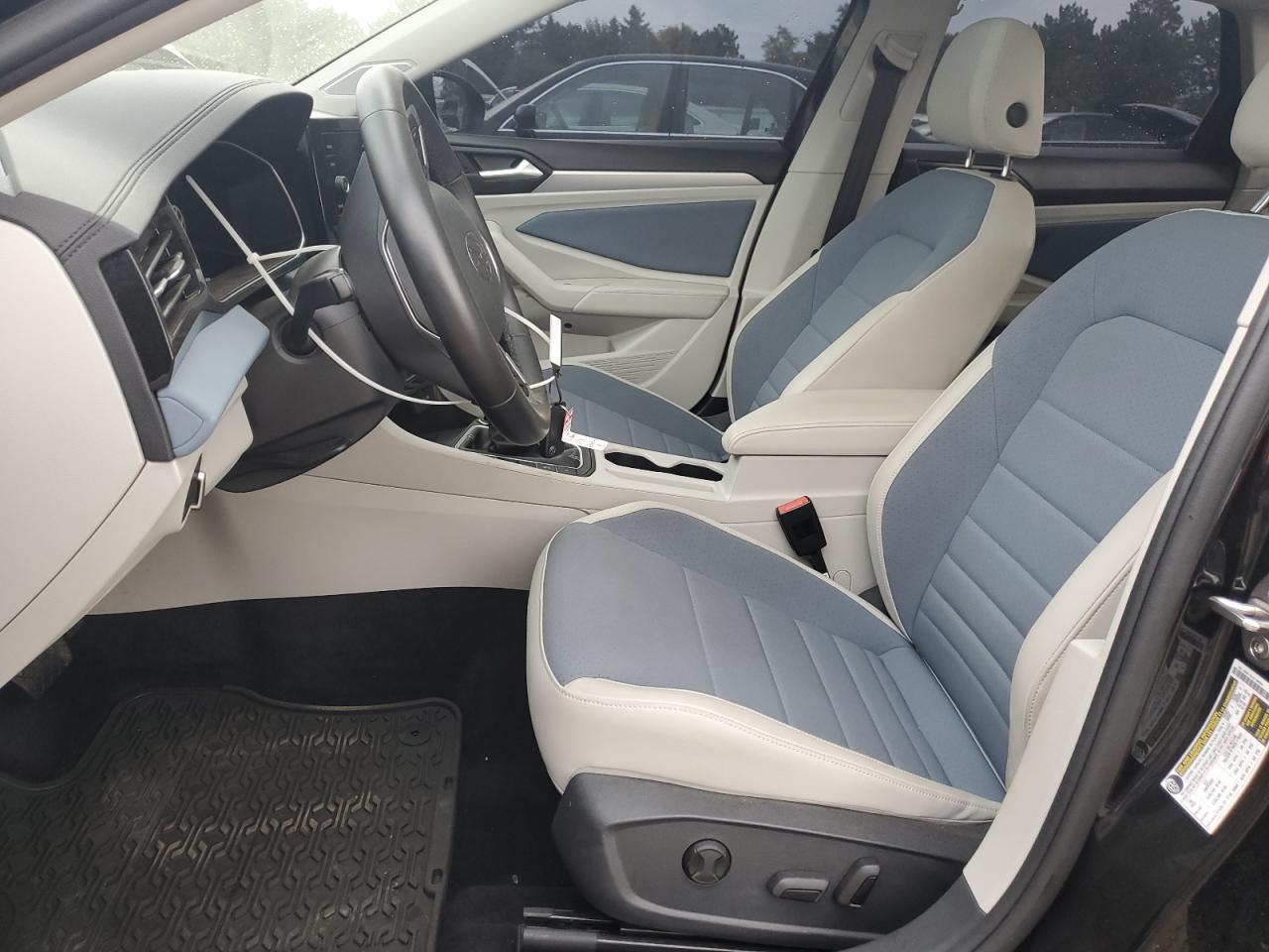 2025 VOLKSWAGEN JETTA