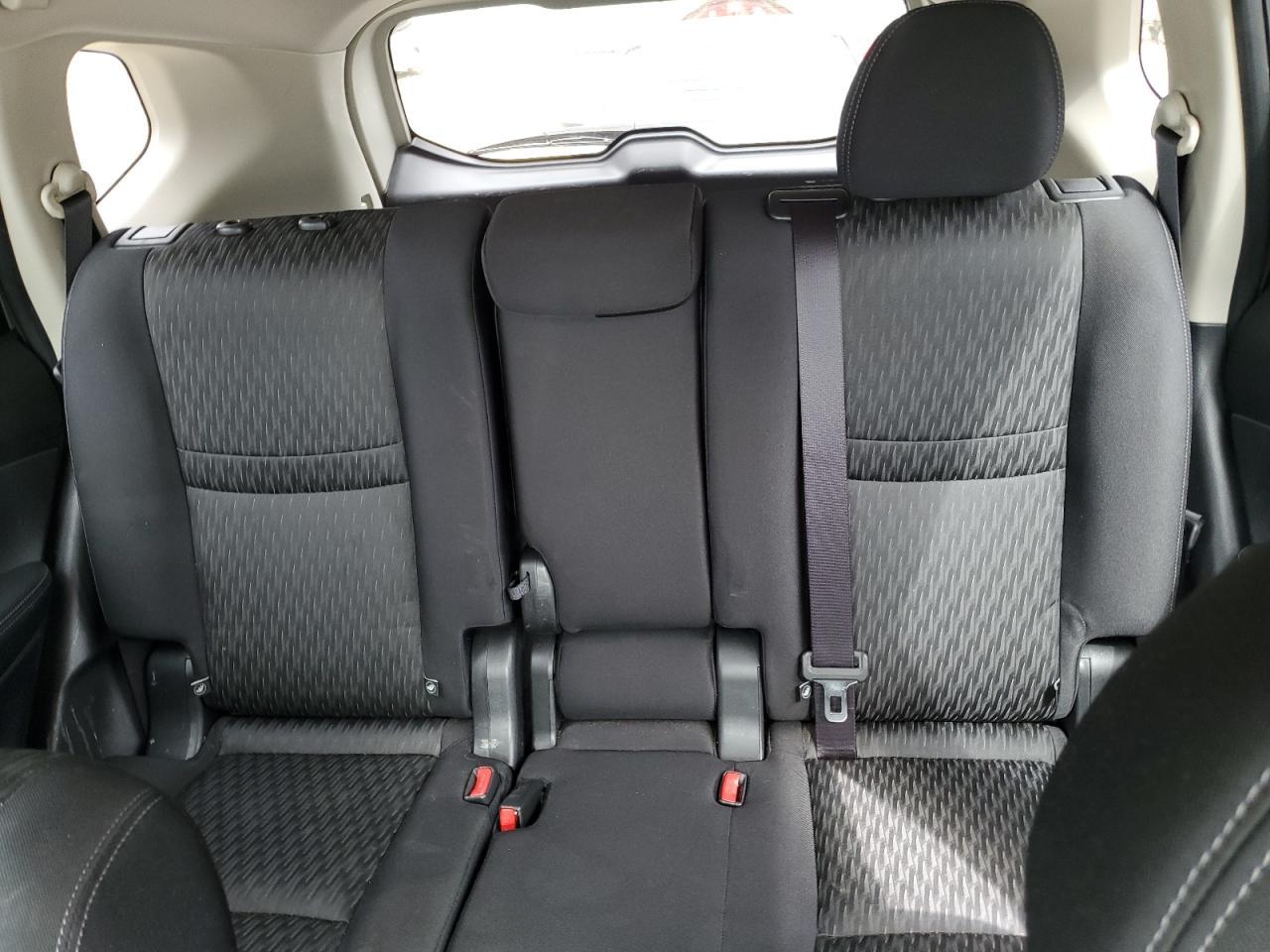 2017 NISSAN ROGUE