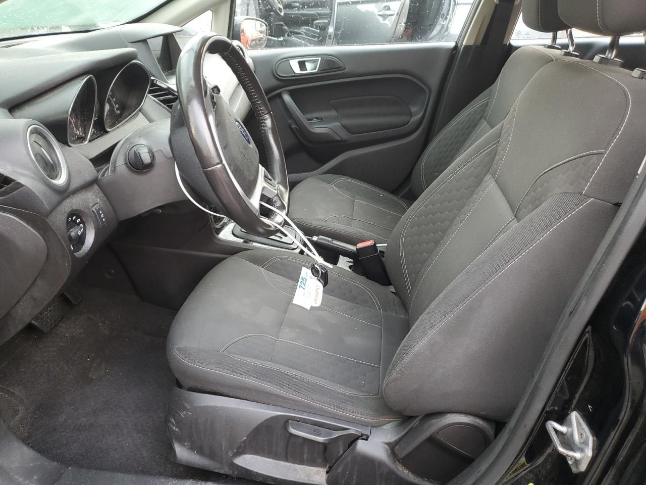 2016 FORD Fiesta