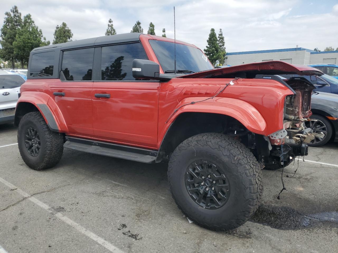 2024 FORD Bronco