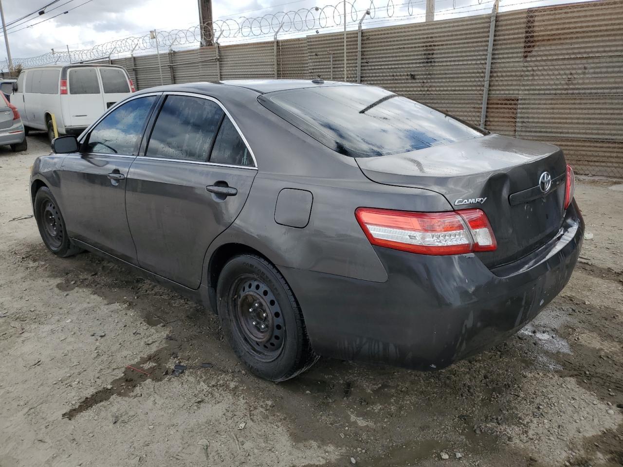 2010 TOYOTA CAMRY