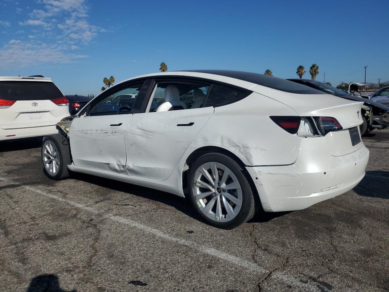 2022 TESLA MODEL 3