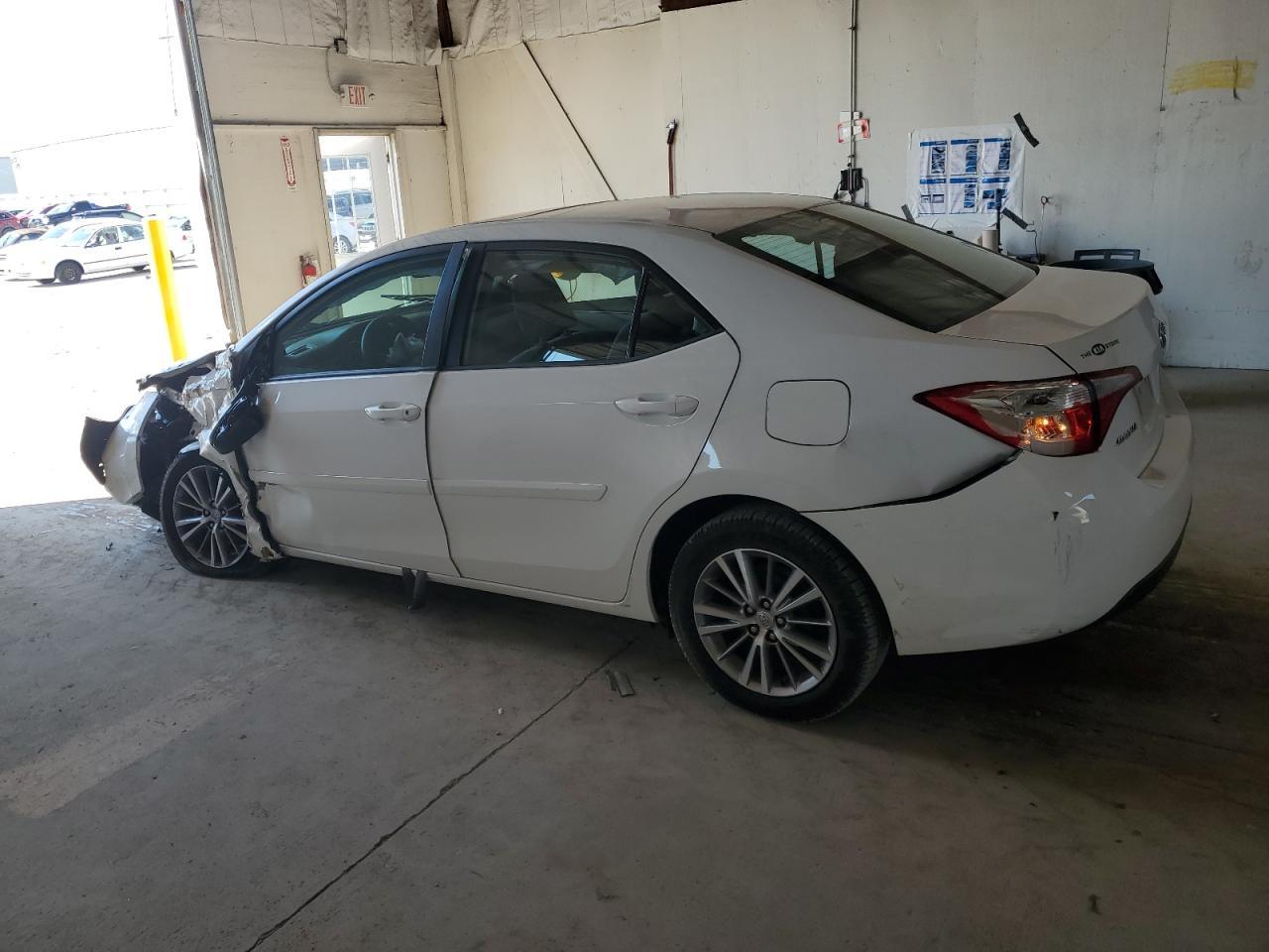 2015 TOYOTA COROLLA