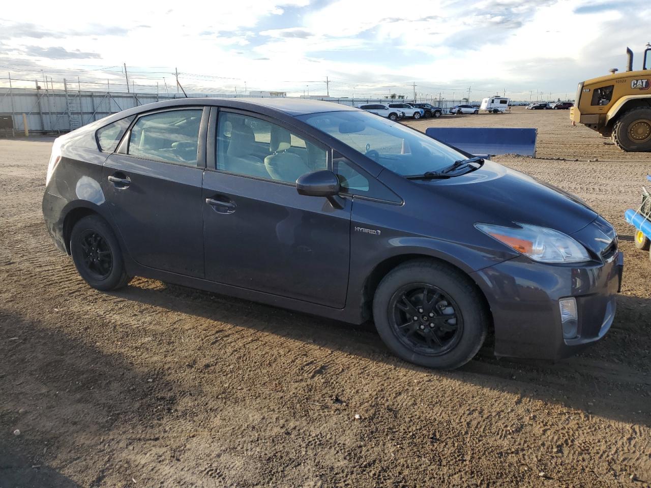 2011 TOYOTA PRIUS