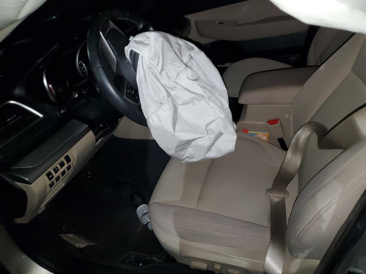 2018 SUBARU Legacy